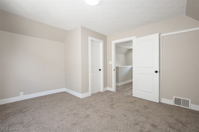 1521 Newman Avenue, Lakewood, OH 44107