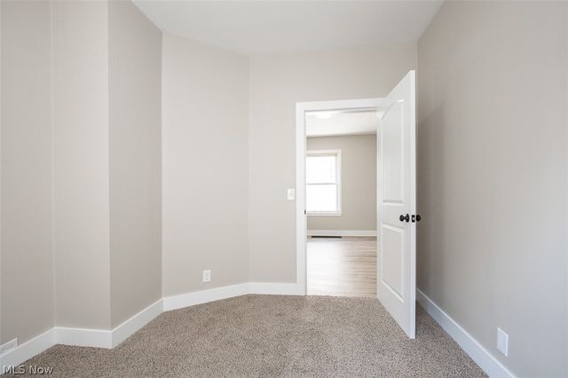 1521 Newman Avenue, Lakewood, OH 44107
