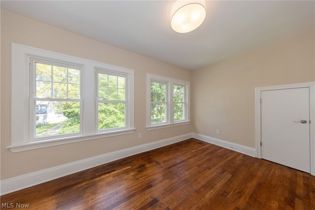 3520 Bainbridge Road, Cleveland Heights, OH 44118