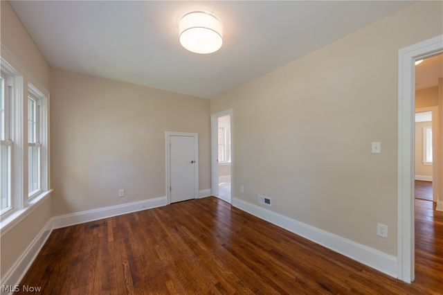 3520 Bainbridge Road, Cleveland Heights, OH 44118