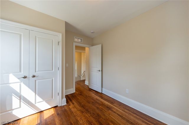 3520 Bainbridge Road, Cleveland Heights, OH 44118