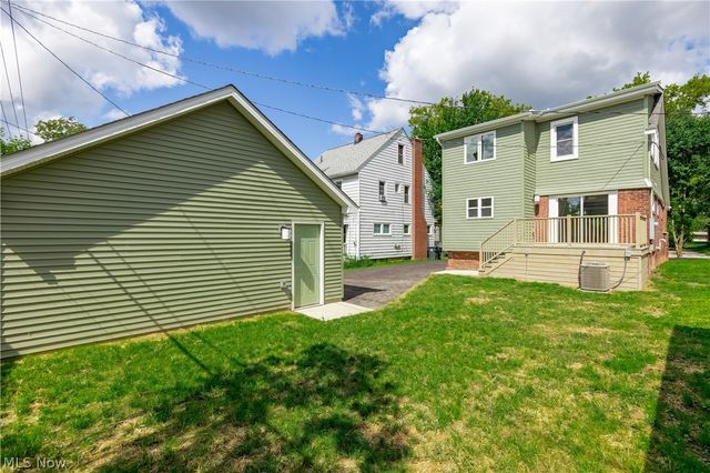 3520 Bainbridge Road, Cleveland Heights, OH 44118