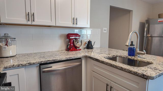 3520 CHURCHILL LN, Philadelphia, PA 19114