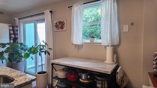 3520 CHURCHILL LN, Philadelphia, PA 19114