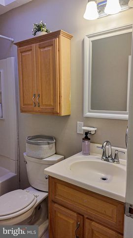 3520 CHURCHILL LN, Philadelphia, PA 19114
