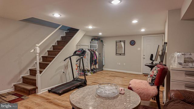 3520 CHURCHILL LN, Philadelphia, PA 19114