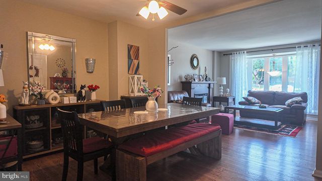 3520 CHURCHILL LN, Philadelphia, PA 19114