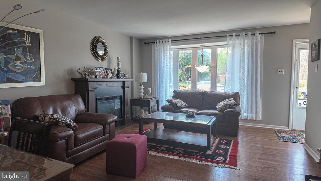 3520 CHURCHILL LN, PHILADELPHIA, PA 19114 — photo 5