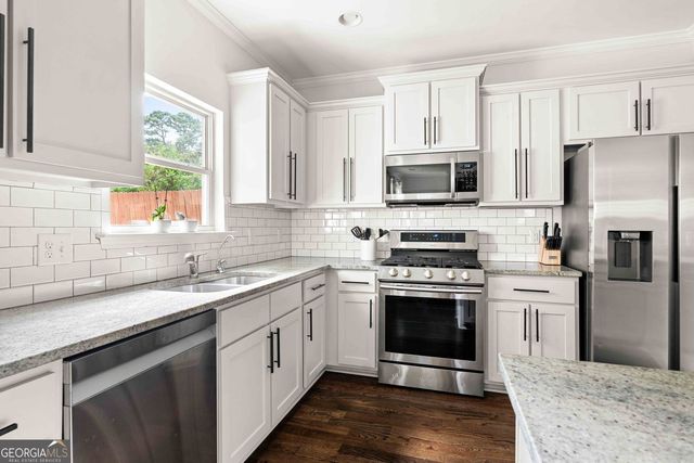 124 Sisson Avenue NE, Atlanta, GA 30317