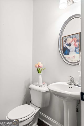 124 Sisson Avenue NE, Atlanta, GA 30317