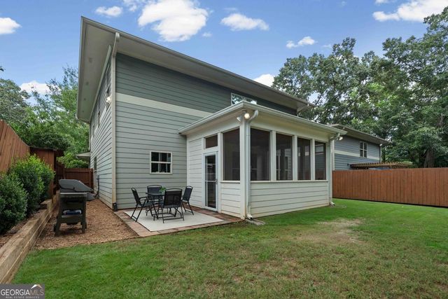 124 Sisson Avenue NE, Atlanta, GA 30317