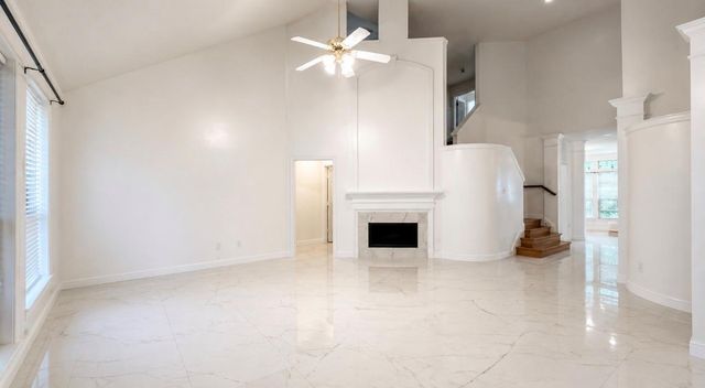 423 Blossomwood Drive, League City, TX 77573