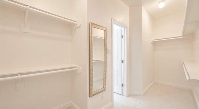 423 Blossomwood Drive, League City, TX 77573