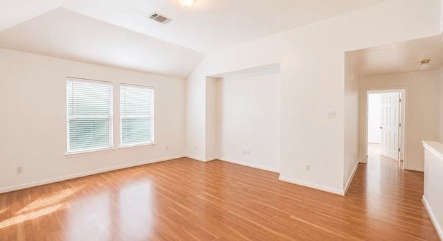 423 Blossomwood Drive, League City, TX 77573