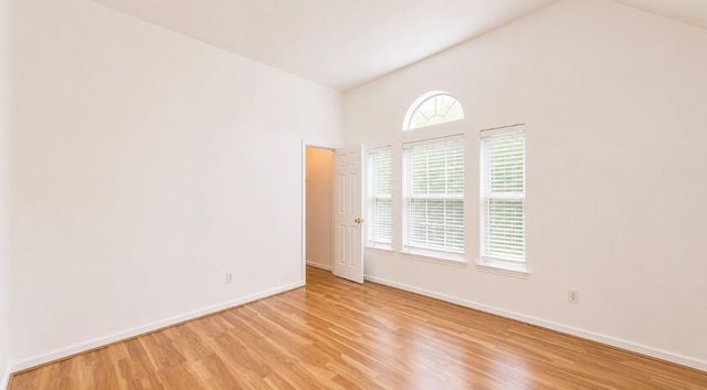 423 Blossomwood Drive, League City, TX 77573