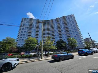 2000 Linwood 10E, Fort Lee, NJ 07024