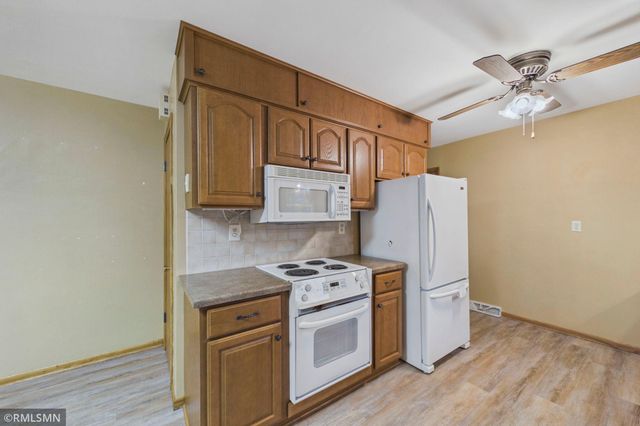 2728 Sunset Lane, Burnsville, MN 55337