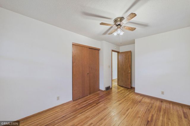 2728 Sunset Lane, Burnsville, MN 55337