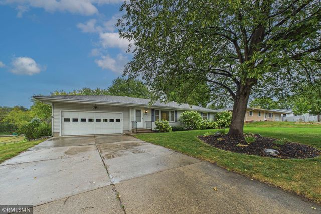 2728 Sunset Lane, Burnsville, MN 55337