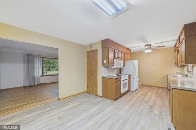 2728 Sunset Lane, Burnsville, MN 55337