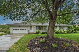 2728 Sunset Lane, Burnsville, MN 55337