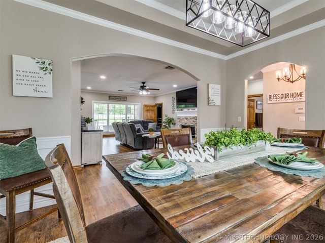 15611 E 112th Street North, Owasso, OK 74055