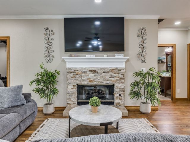 15611 E 112th Street North, Owasso, OK 74055