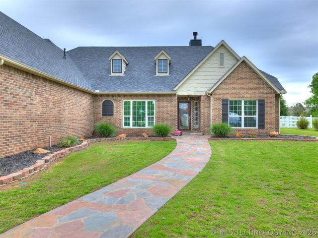 15611 E 112th Street North, Owasso, OK 74055