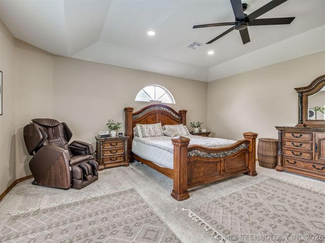 15611 E 112th Street North, Owasso, OK 74055
