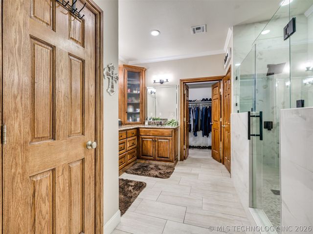 15611 E 112th Street North, Owasso, OK 74055