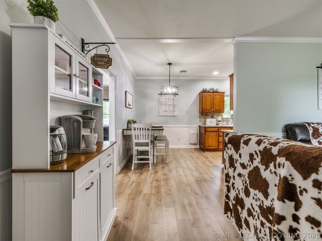 15611 E 112th Street North, Owasso, OK 74055