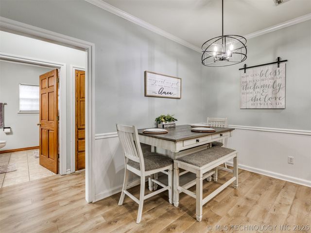15611 E 112th Street North, Owasso, OK 74055