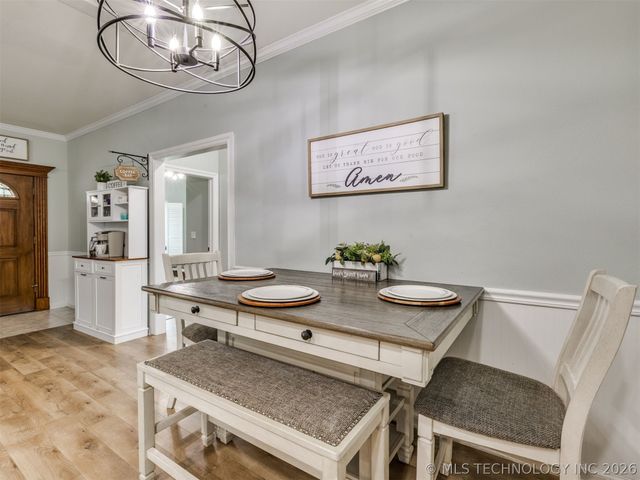 15611 E 112th Street North, Owasso, OK 74055