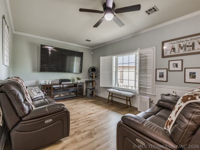 15611 E 112th Street North, Owasso, OK 74055