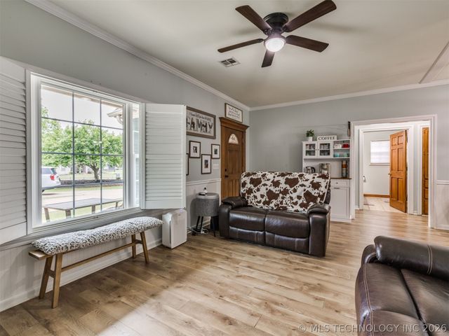 15611 E 112th Street North, Owasso, OK 74055