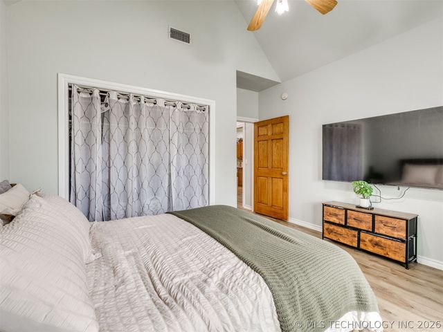 15611 E 112th Street North, Owasso, OK 74055