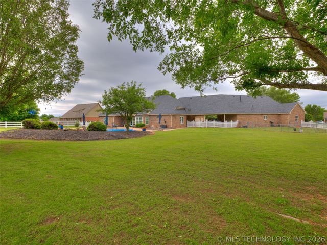 15611 E 112th Street North, Owasso, OK 74055