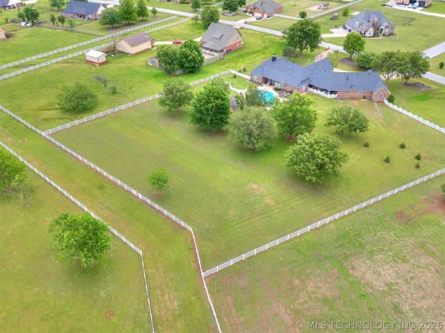 15611 E 112th Street North, Owasso, OK 74055