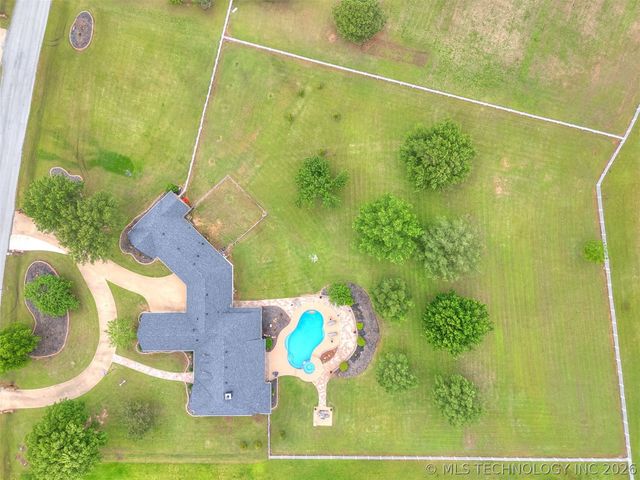 15611 E 112th Street North, Owasso, OK 74055