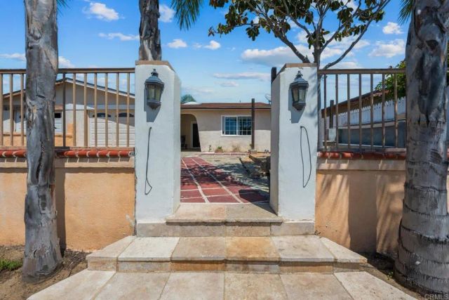 4608 Calle De Retiro, Oceanside, CA 92057
