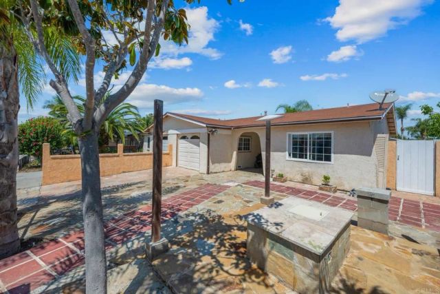 4608 Calle De Retiro, Oceanside, CA 92057