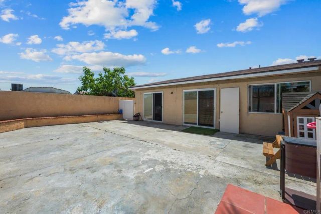 4608 Calle De Retiro, Oceanside, CA 92057