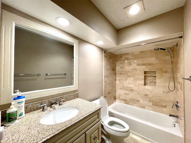 2551 Coopers Post Lane, Sugar Land, TX 77478