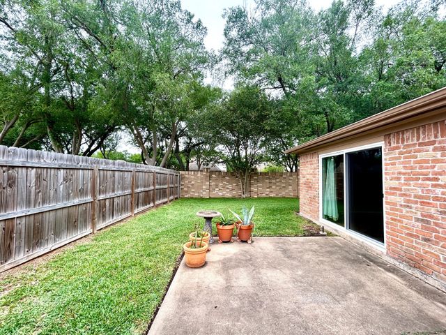 2551 Coopers Post Lane, Sugar Land, TX 77478