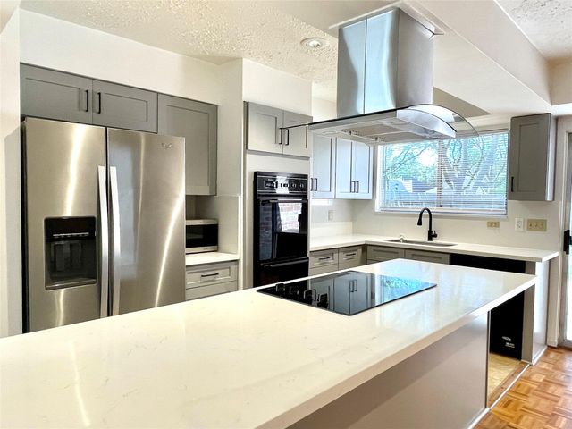 2551 Coopers Post Lane, Sugar Land, TX 77478