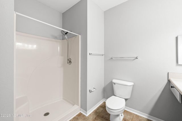 7800 POINT MEADOWS Drive 212, Jacksonville, FL 32256