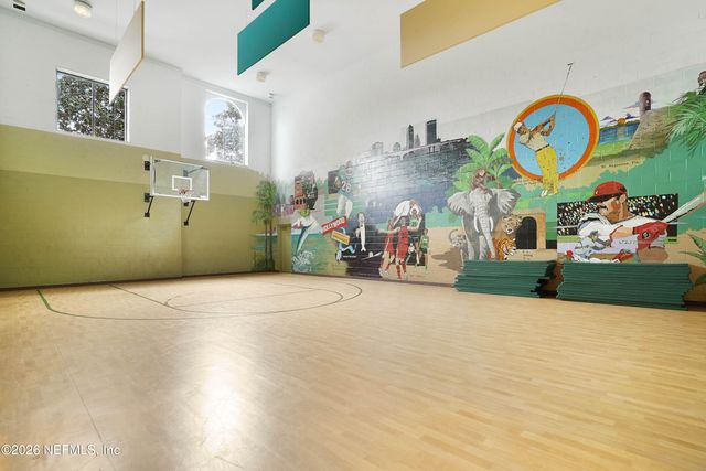 7800 POINT MEADOWS Drive 212, Jacksonville, FL 32256