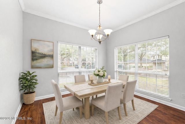 7800 POINT MEADOWS Drive 212, Jacksonville, FL 32256