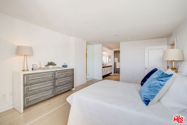 1221 W OCEAN Avenue 1408, Santa Monica, CA 90401