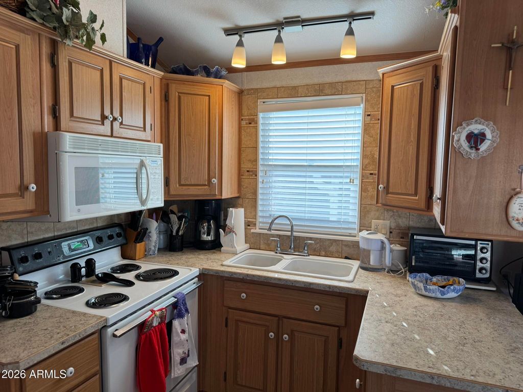 329 E PALO VERDE Lane 231, Florence, AZ 85132 — photo 3